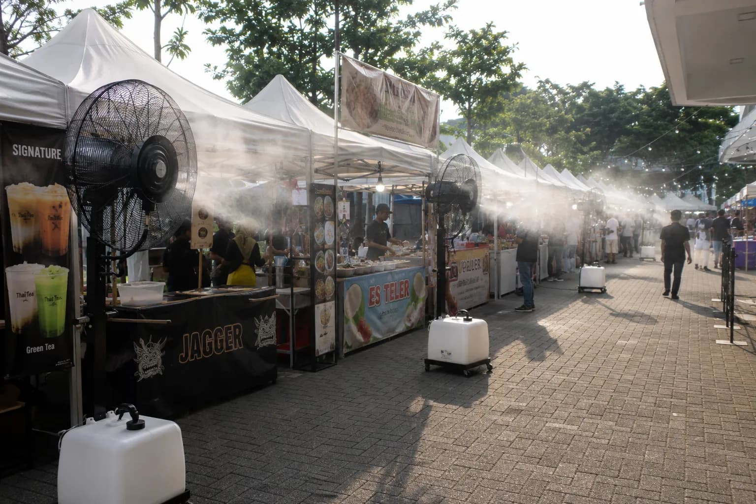 Misty fan untuk area bazaar outdoor